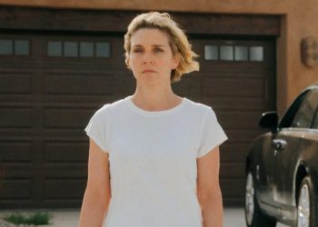 TV fans locked in fiery debate over two of the ‘best sci-fi thrillers ever’