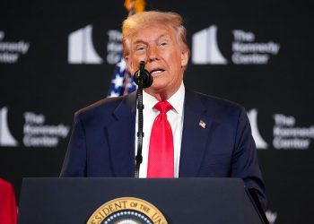 Trump visits Kennedy Center and announces 2025 honorees. See the full list.