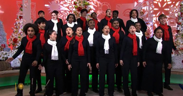 Young People’s Chorus of New York City: “Deck the Halls”