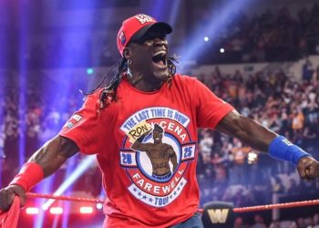 Top WWE star defends ‘uncomfortable’ new Netflix series after backlash