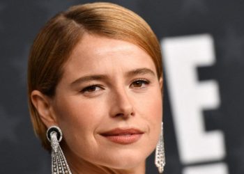 Inside Jessie Buckley’s private life including mysterious husband who will ‘never walk red carpet’ with her