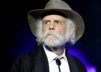 Bob Weir, founding Grateful Dead member, dies at 78
